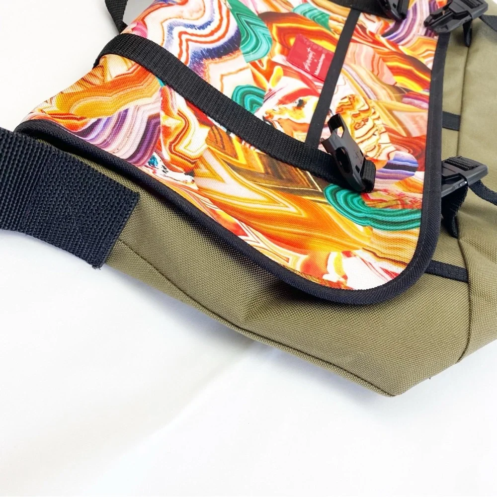 Free People Movement Manhattan Portage Kaleidoscope Messenger Bag Computer Case